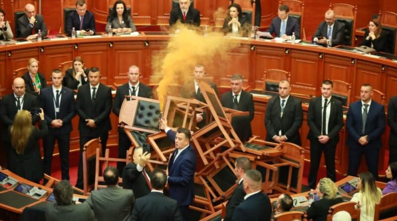 Do miratohet rezoluta kundër Iranit, PD bojkoton seancën e Kuvendit: Axhendë personale e Ramës