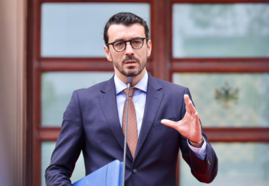 A do të rritet çmimi i biletave të transportit urban? Ja çfarë thotë ministri Karakaçi