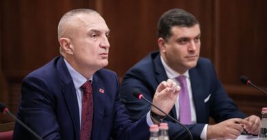 Ilir Metës i garantohen intervistat për gazetarët nga burgu/ Blushi: Liria e fjalës dhe e dreja për informim, të pa negociueshme