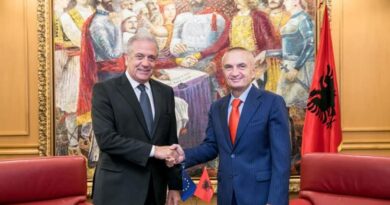 Meta: Nga zero probleme me fqinjët, te zero transparencë për detin. Rama përgjegjësi i vetëm për bllokimin në 2018