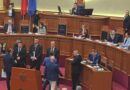 Kuvend/ Amnistia penale, votimi i rendit të ditës shtyhet në orën 18:30 Kuvend/ Amnistia penale, votimi i rendit të ditës shtyhet në orën 18:30