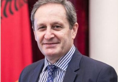 Prof. Dr. Arben Cici: Polici dhe syri i humbur