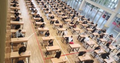 Sot provimi i parë i Maturës Shtetërore, nxënësit testohen në gjuhën e huaj