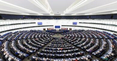 Parlamenti Evropian voton me 483 vota pro, miratohet raporti i Shqipërisë për vitin 2025