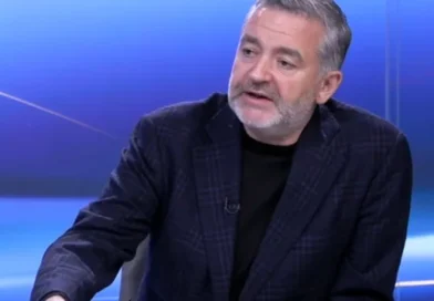 Pse u largua Marjana Koçeku nga PS? Blendi Klosi i përgjigjet gazetarit