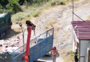 Hiqet dy ditë para protestës, porta e hekurit dhe gardhi që prej vitesh ndalonte hyrjen në plazhin e Kakomesë