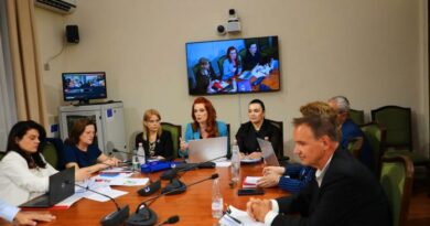 Krasniqi: Pavarësia e AMA-s matet me indikatorë dhe jo me perceptime. Gjykatat kanë konfirmuar ligjshmërinë e vendimeve tona