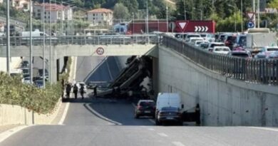 Aksident i rëndë te rrethrrotullimi i TEG, betonieria bie nga lartësia