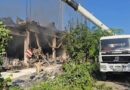 Durrës/ I vuri flakën barishteve dhe shkrumboi një magazinë fishekzjarresh në Shkozet, arrestohet autori 38-vjeçar