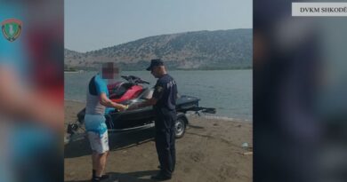 Rrezikonin të mbyteshin në det, shpëtohen 2 pushues në Velipojë