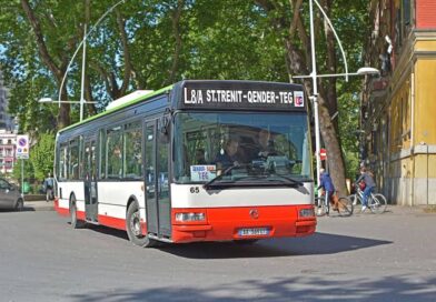 Transporti publik paralajmëron reduktim të flotës me 20–30% nga 1 shtatori: operatorët kërkojnë ndërhyrje urgjente