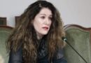 Gjykata e Posaçme i caktoi masën “arrest me burg” dhe pezullim nga detyra, kryetarja e SHISH Vlora Hyseni iu dorëzohet autoriteteve shqiptare në kufi me Kosovën
