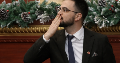 Kushtetuesja rrëzon kërkesën e deputetëve të PD, shpall të ligjshëm emërimin e Avokatit të Popullit