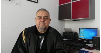 Av. Myftar Rusta: Shqiptarët vazhdojnë të mashtrohen, demokracia në Shqipëri me “kalë të bardhë”, në Rumani me “kalë të zi”