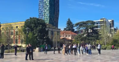 Turizmi ngadalëson ritmin/ Në shtator hynë 1.28 milionë të huaj, vetëm 2.1% më shumë se një vit më parë