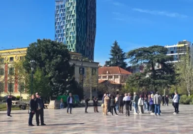 Turizmi ngadalëson ritmin/ Në shtator hynë 1.28 milionë të huaj, vetëm 2.1% më shumë se një vit më parë