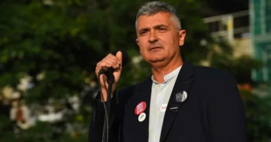 Një kardiolog në krye të Listës Studentore, kush është “kryeministri” i ri i Serbisë