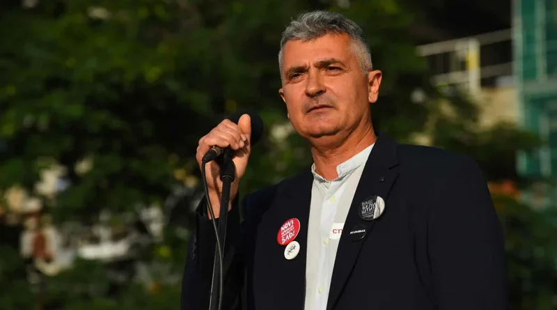 Një kardiolog në krye të Listës Studentore, kush është “kryeministri” i ri i Serbisë