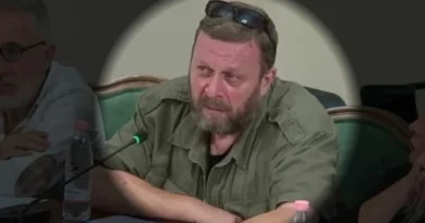Si përfunduan videot intime të Adrian Hilës online?