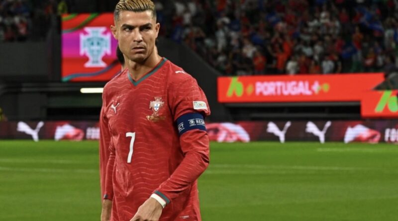 Tensionet te Portugalia, zbardhet dënimi i Federatës për Cristiano Ronaldon Tensionet te Portugalia, zbardhet dënimi i Federatës për Cristiano Ronaldon