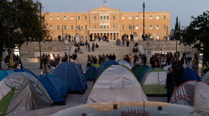 Lëvizje globale? Shpërthejnë protestat e studentëve edhe në Greqi