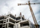 Vrojtimi i BSH/ Ndërtimi “i mbytur” me borxhe, 27% e kompanive me kredi sa kapitali