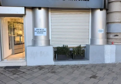 Protestat, Bashkia Tiranë pezullon taksat vendore për subjektet e dëmtuara, ose të mbyllura