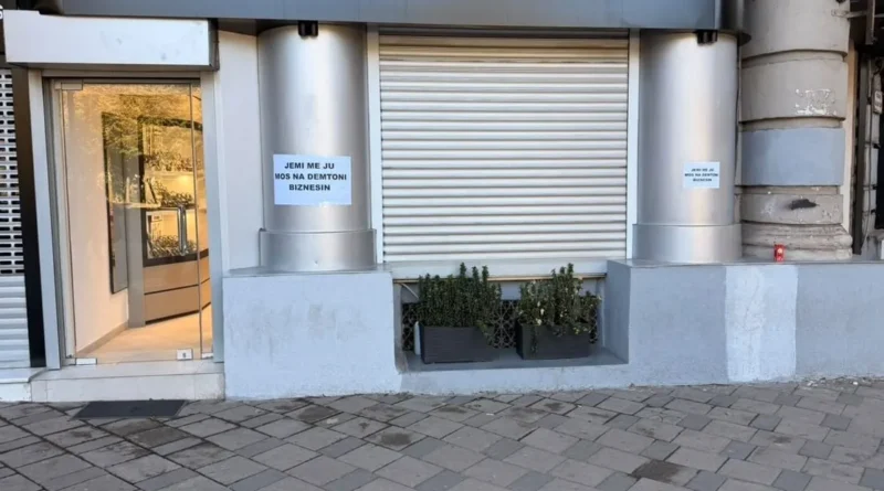 Protestat, Bashkia Tiranë pezullon taksat vendore për subjektet e dëmtuara, ose të mbyllura