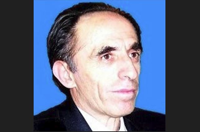 Jeton Muҫollari: Partitë politike, shkolla e demokracisë apo pronë e kryetarëve