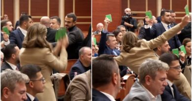 Detaje/ Sherri në Parlament, Zegjineja “shpëtoi” PS-në nga Flamur Noka, mblodhi kartonët e votimit